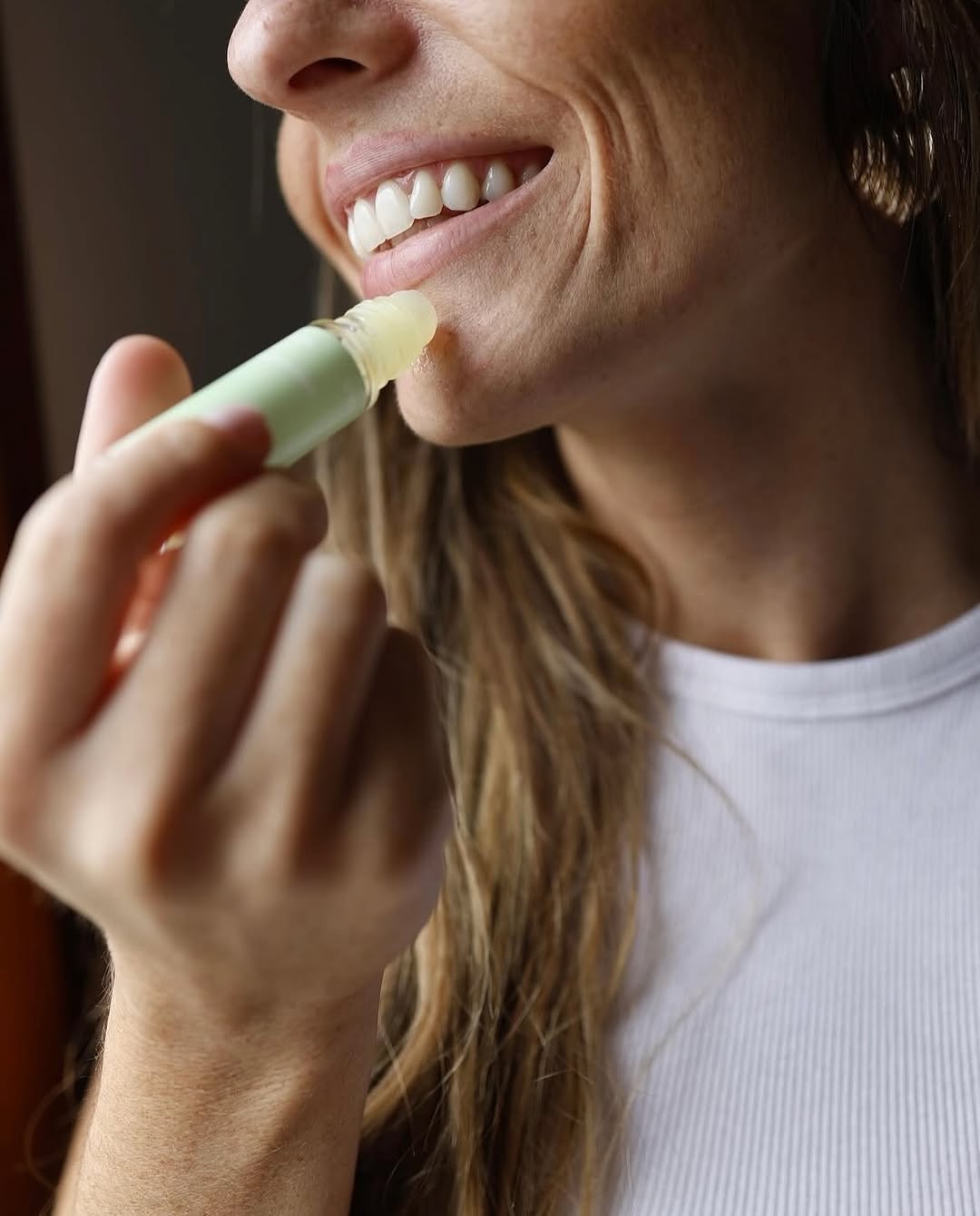 Soin du visage et sourire naturel